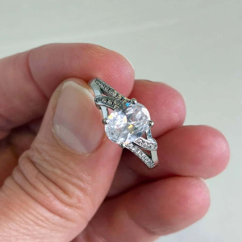 Vintage Ring Oval Cut Clear Stone Pavé Split Shank Silver Tone Size 10